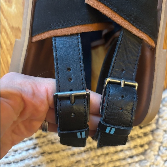 Toms Women’s Bree T-Strap Sandals - Flat- Black and Brown Leather and Suede - Picture 3 of 6